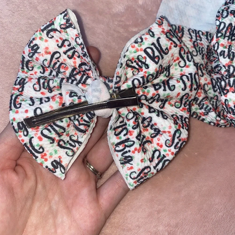 Sibling Christmas Bow Set - Picture 4 of 4